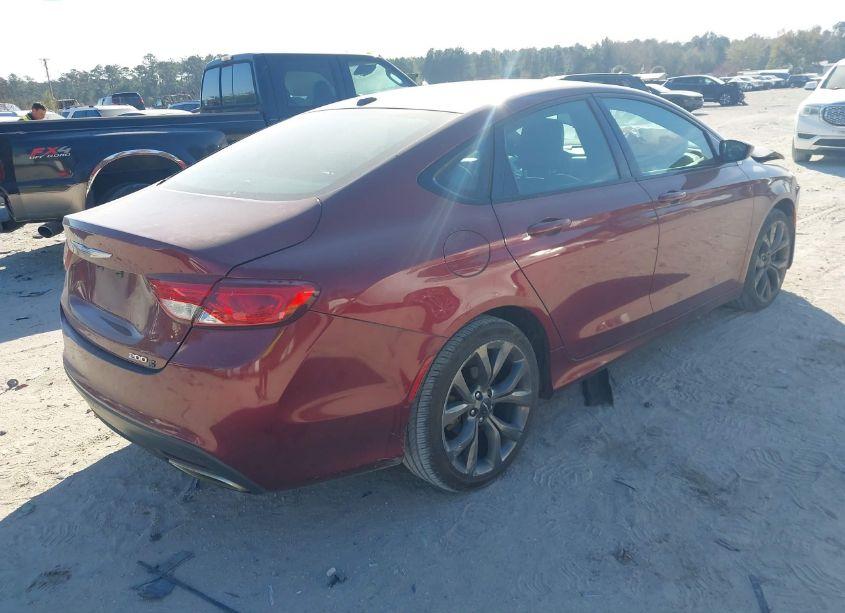 Photo 4 of 2015 Chrysler 200 S (VIN 1C3CCCBG5FN535647)