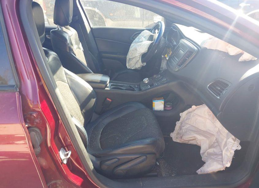 Photo 5 of 2015 Chrysler 200 S (VIN 1C3CCCBG5FN535647)