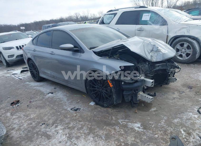 2015 Chrysler 200 S (VIN 1C3CCCBG6FN506108) main photo