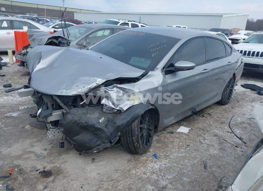 Photo 2 of 2015 Chrysler 200 S (VIN 1C3CCCBG6FN506108)