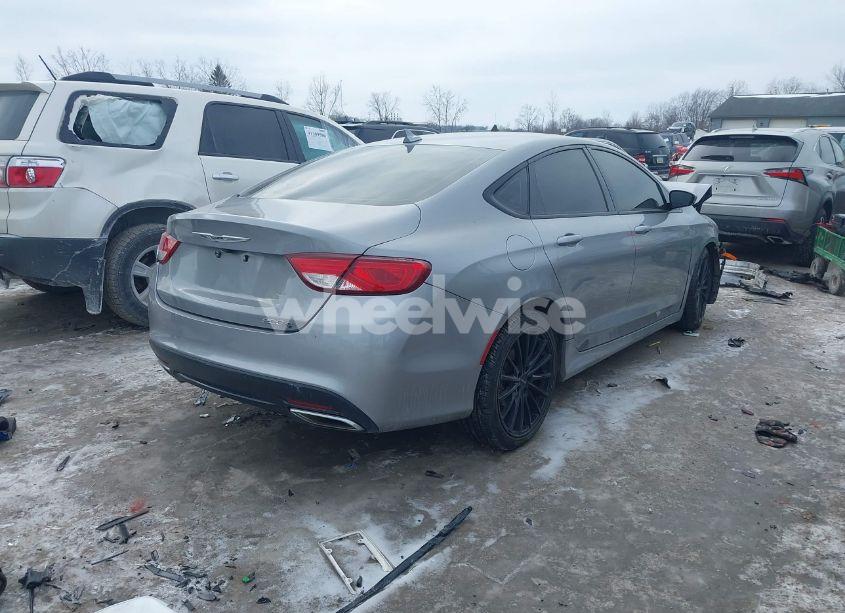 Photo 4 of 2015 Chrysler 200 S (VIN 1C3CCCBG6FN506108)