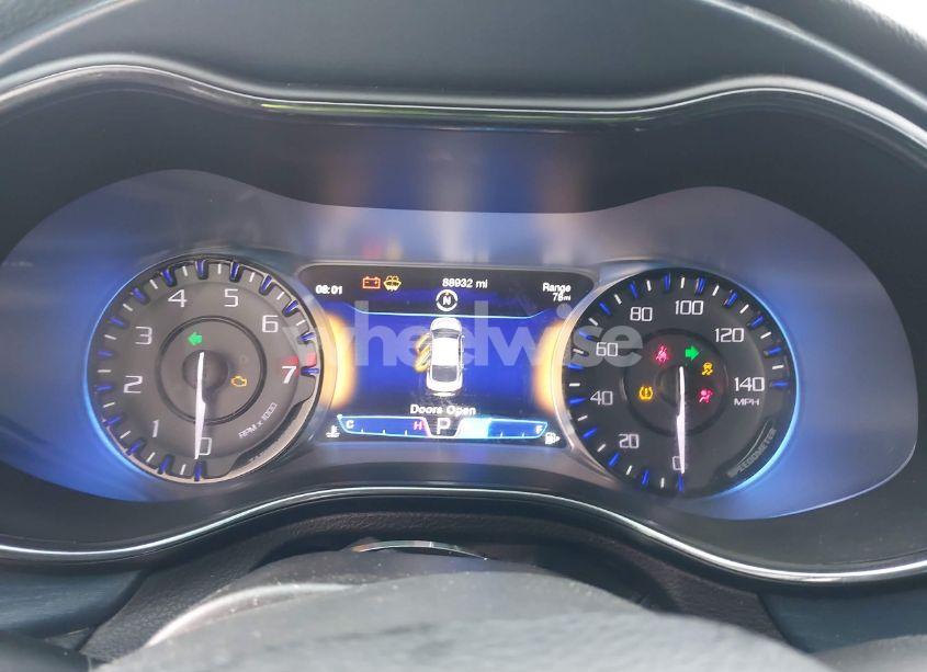 Photo 7 of 2015 Chrysler 200 S (VIN 1C3CCCBG6FN506108)