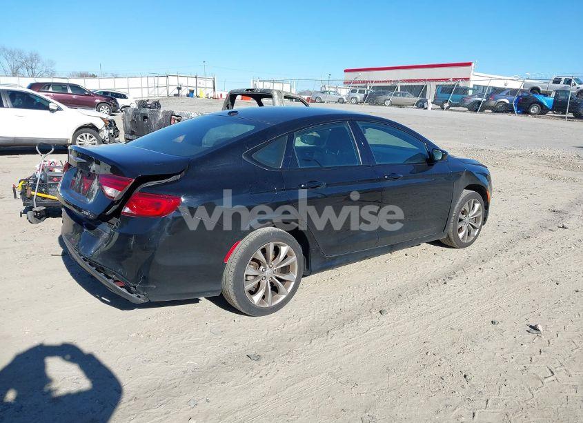 Photo 4 of 2015 Chrysler 200 S (VIN 1C3CCCBG6FN510630)