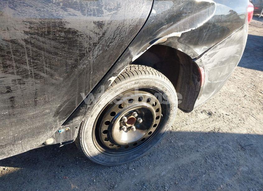 Photo 6 of 2015 Chrysler 200 S (VIN 1C3CCCBG6FN517755)