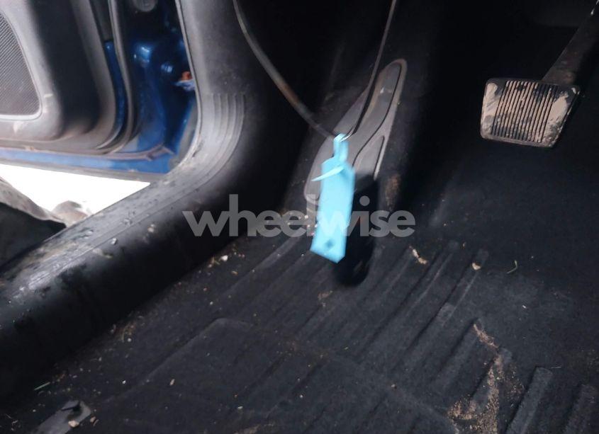 Photo 11 of 2015 Chrysler 200 S (VIN 1C3CCCBG7FN633997)