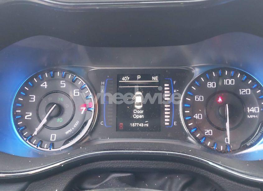 Photo 15 of 2015 Chrysler 200 S (VIN 1C3CCCBG7FN633997)