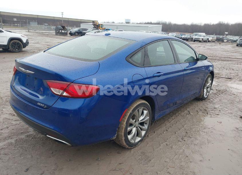 Photo 4 of 2015 Chrysler 200 S (VIN 1C3CCCBG7FN633997)