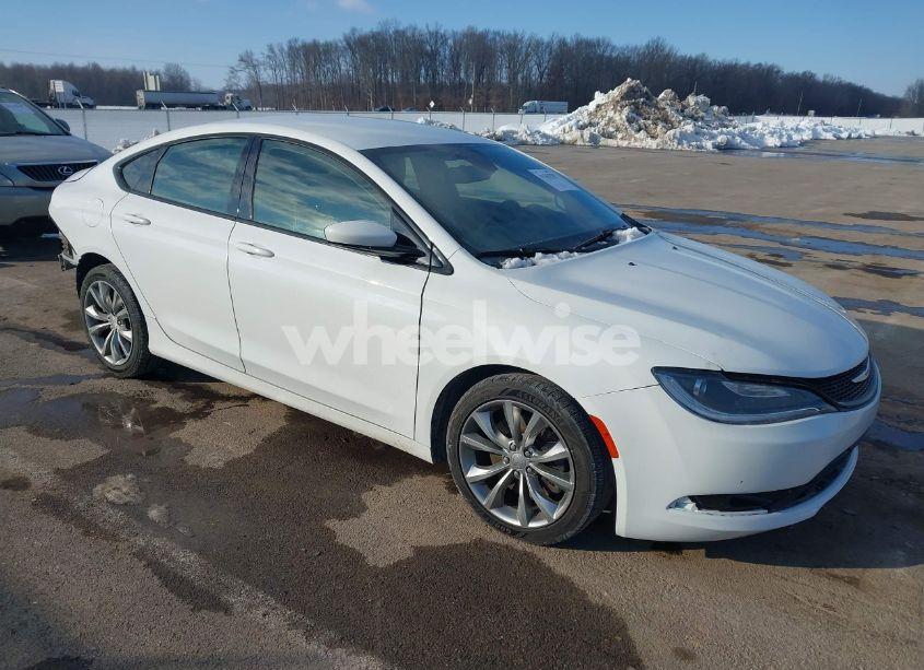 2016 Chrysler 200 S (VIN 1C3CCCBG7GN192180) main photo