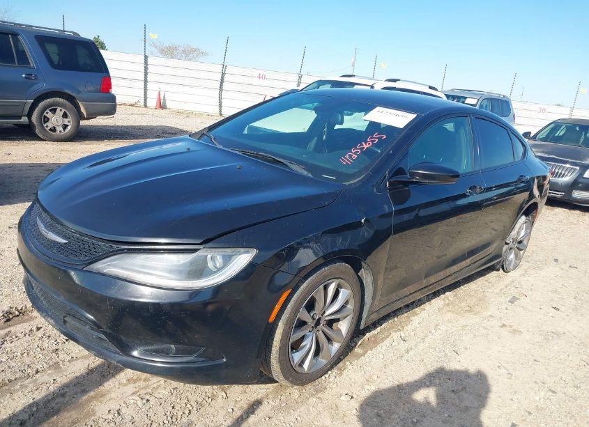 Photo 2 of 2015 Chrysler 200 S (VIN 1C3CCCBG8FN505901)