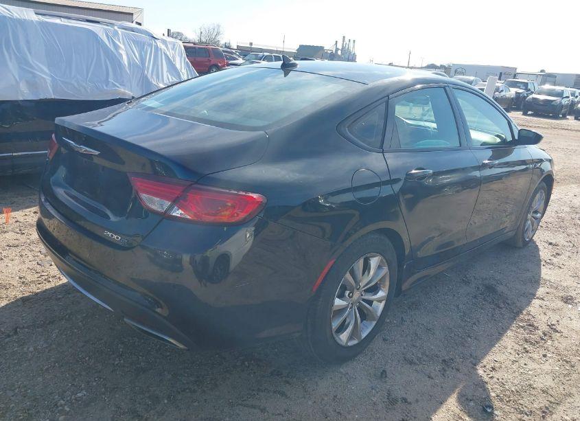 Photo 4 of 2015 Chrysler 200 S (VIN 1C3CCCBG8FN505901)