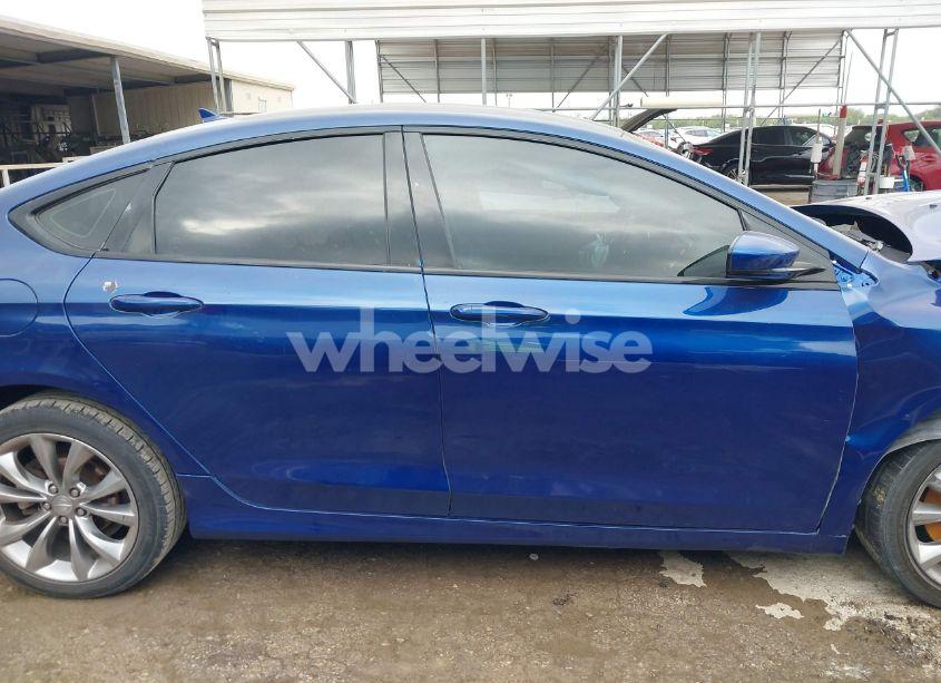 Photo 13 of 2015 Chrysler 200 S (VIN 1C3CCCBG8FN551860)