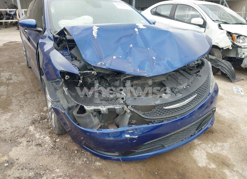 Photo 6 of 2015 Chrysler 200 S (VIN 1C3CCCBG8FN551860)