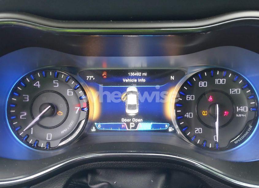 Photo 7 of 2015 Chrysler 200 S (VIN 1C3CCCBG8FN551860)