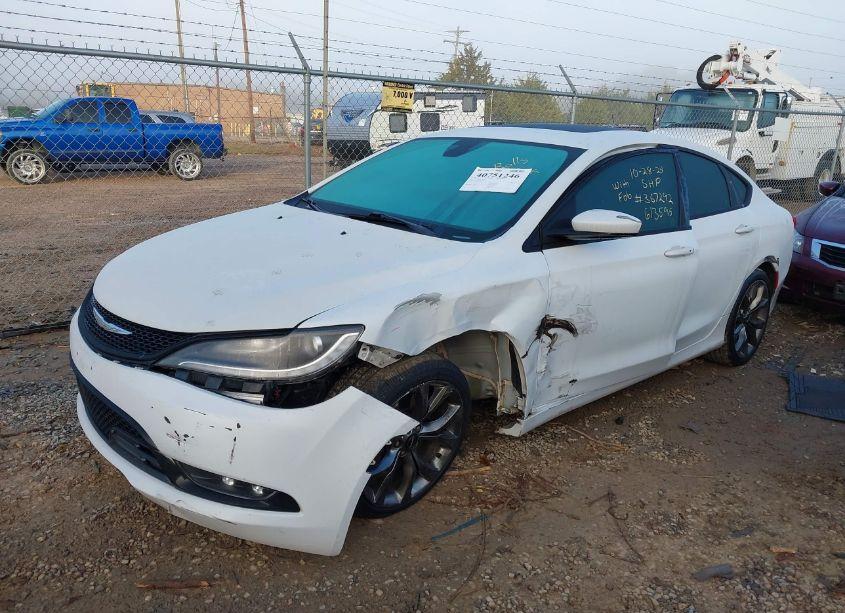 Photo 2 of 2015 Chrysler 200 S (VIN 1C3CCCBG8FN613595)