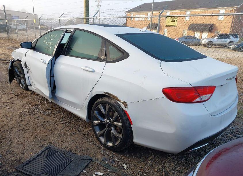 Photo 3 of 2015 Chrysler 200 S (VIN 1C3CCCBG8FN613595)