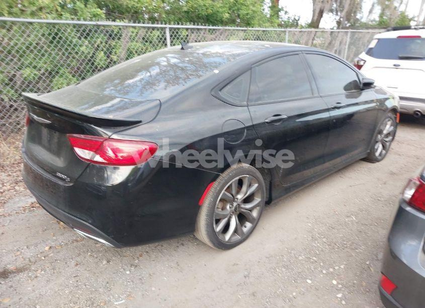 Photo 4 of 2015 Chrysler 200 S (VIN 1C3CCCBG8FN643695)