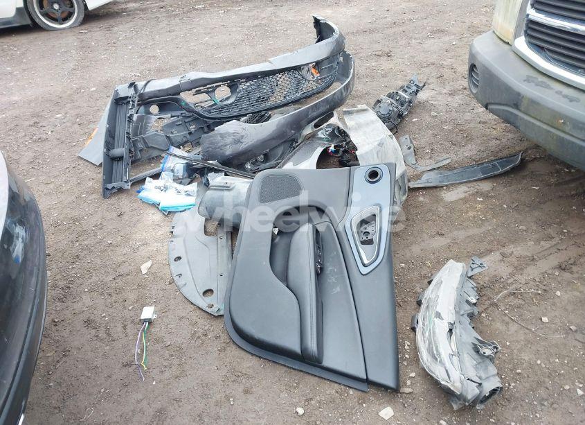 Photo 12 of 2015 Chrysler 200 S (VIN 1C3CCCBG9FN516065)