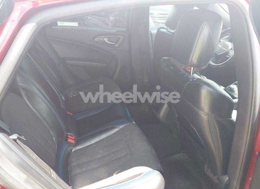 Photo 8 of 2015 Chrysler 200 S (VIN 1C3CCCBG9FN518138)