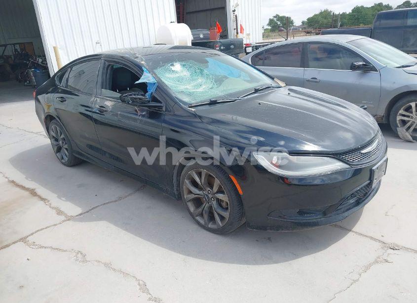 2015 Chrysler 200 S (VIN 1C3CCCBG9FN610009) main photo