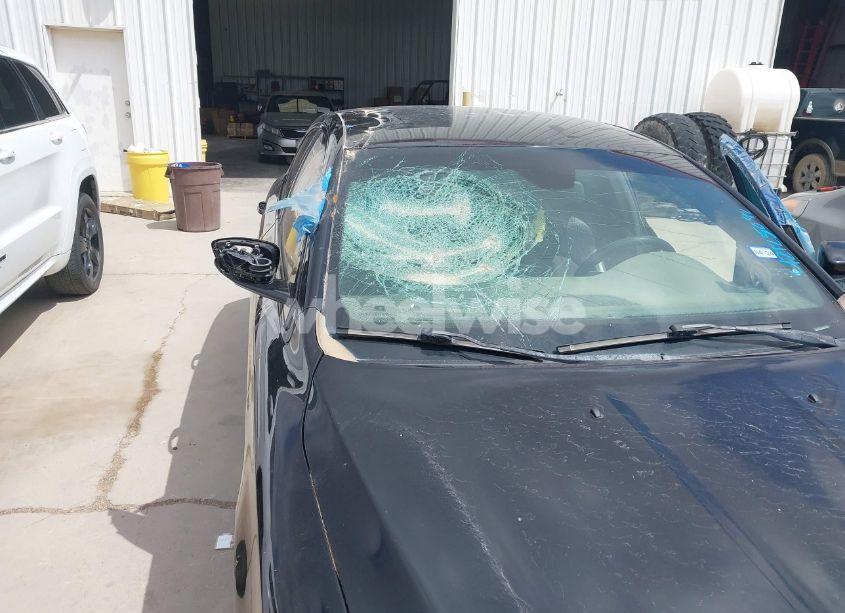 Photo 6 of 2015 Chrysler 200 S (VIN 1C3CCCBG9FN610009)