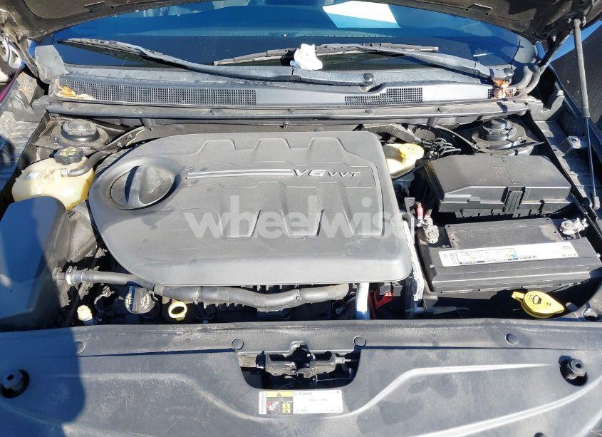 Photo 10 of 2015 Chrysler 200 S (VIN 1C3CCCBGXFN522263)