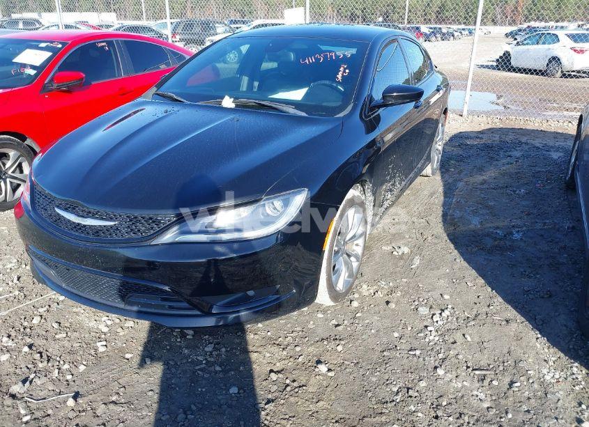 Photo 2 of 2015 Chrysler 200 S (VIN 1C3CCCBGXFN522263)