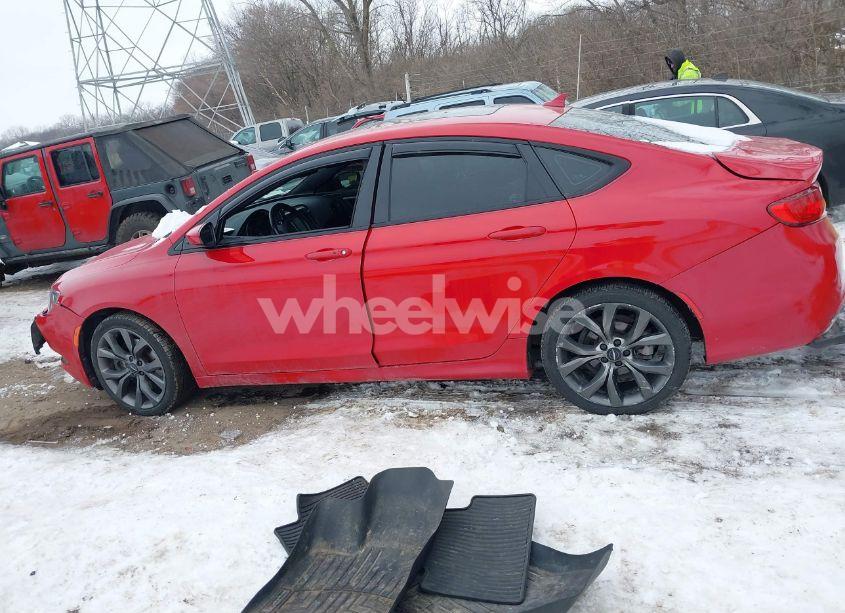 Photo 15 of 2016 Chrysler 200 S (VIN 1C3CCCBGXGN161828)