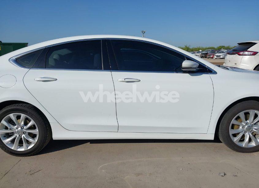 Photo 14 of 2015 Chrysler 200 C (VIN 1C3CCCCB0FN525031)