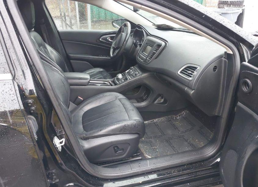 Photo 5 of 2015 Chrysler 200 C (VIN 1C3CCCCB0FN525109)