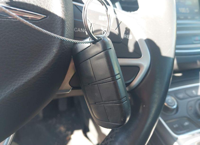 Photo 11 of 2015 Chrysler 200 C (VIN 1C3CCCCB0FN549328)