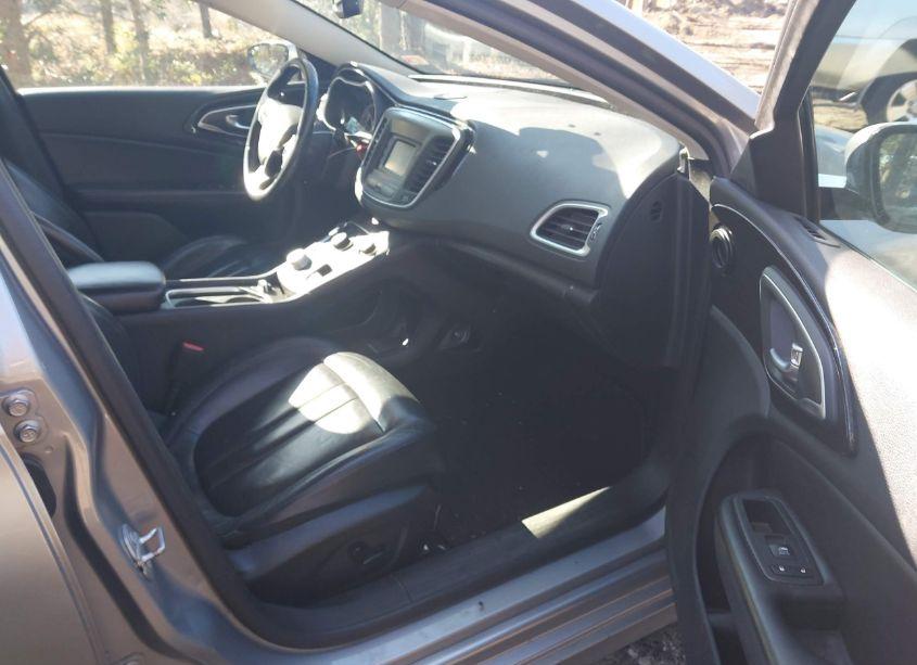 Photo 5 of 2015 Chrysler 200 C (VIN 1C3CCCCB0FN549328)