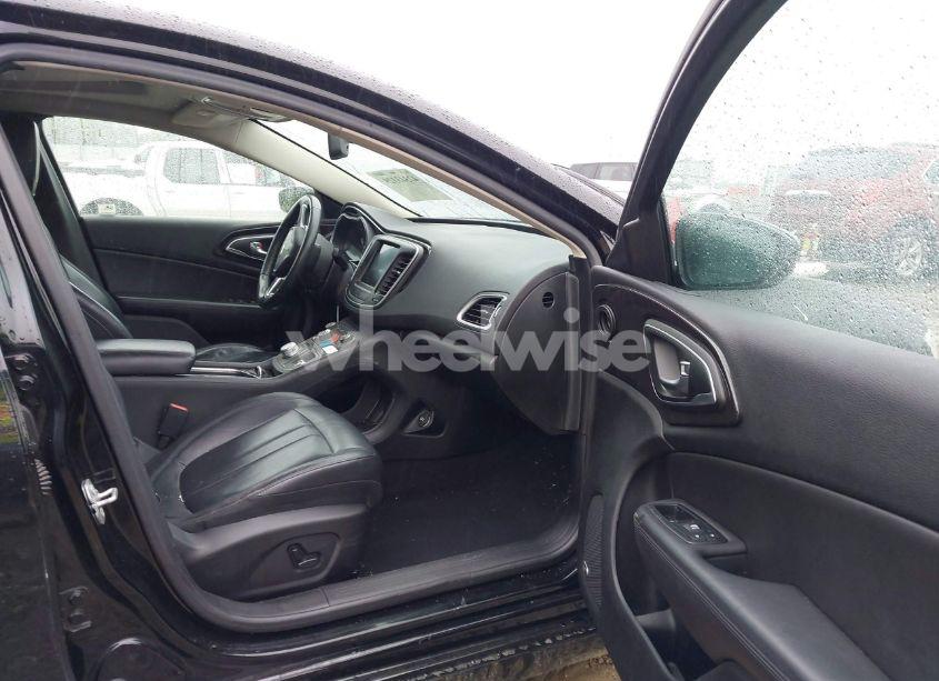 Photo 5 of 2015 Chrysler 200 C (VIN 1C3CCCCB0FN653754)