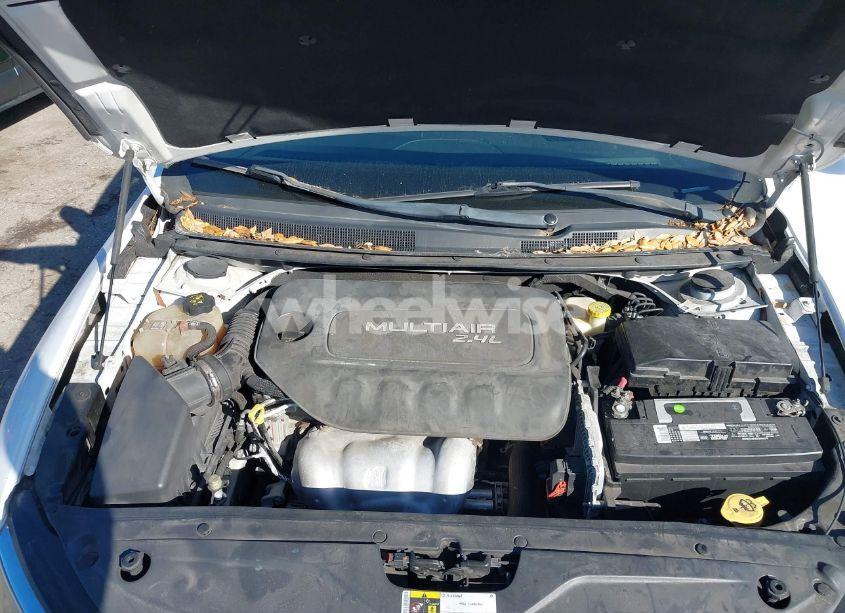 Photo 10 of 2016 Chrysler 200 C (VIN 1C3CCCCB0GN134012)