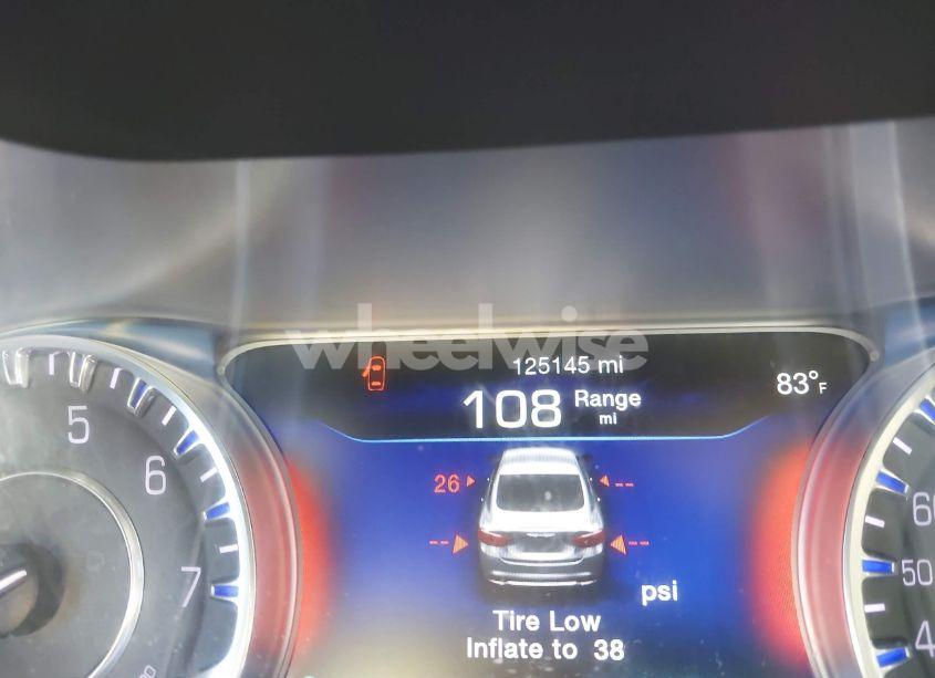 Photo 15 of 2016 Chrysler 200 C (VIN 1C3CCCCB0GN134012)