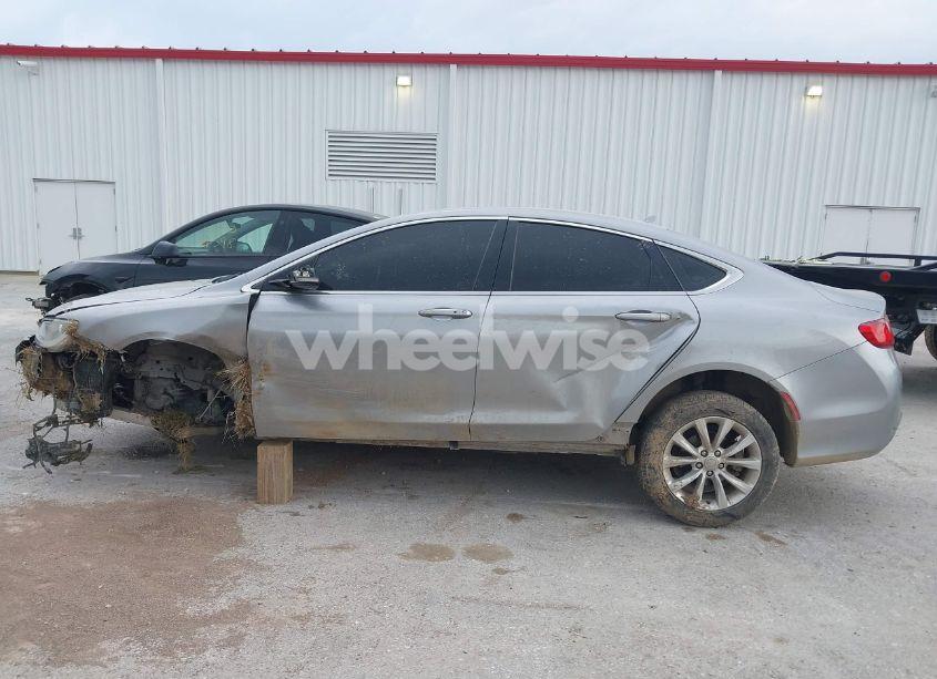 Photo 15 of 2016 Chrysler 200 C (VIN 1C3CCCCB0GN147178)