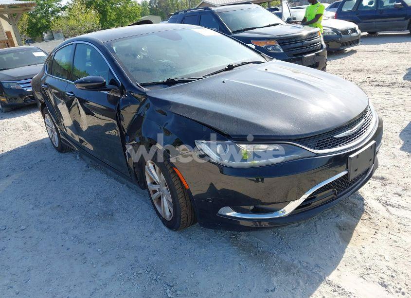 2015 Chrysler 200 C (VIN 1C3CCCCB1FN525135) main photo