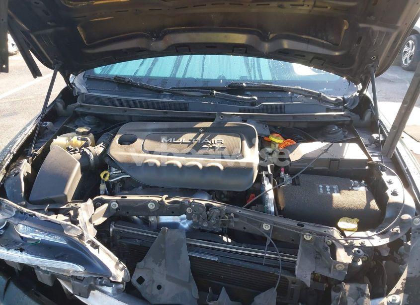 Photo 10 of 2015 Chrysler 200 C (VIN 1C3CCCCB1FN573086)