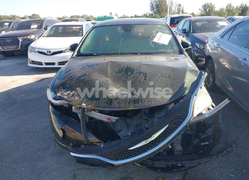 Photo 12 of 2015 Chrysler 200 C (VIN 1C3CCCCB1FN573086)