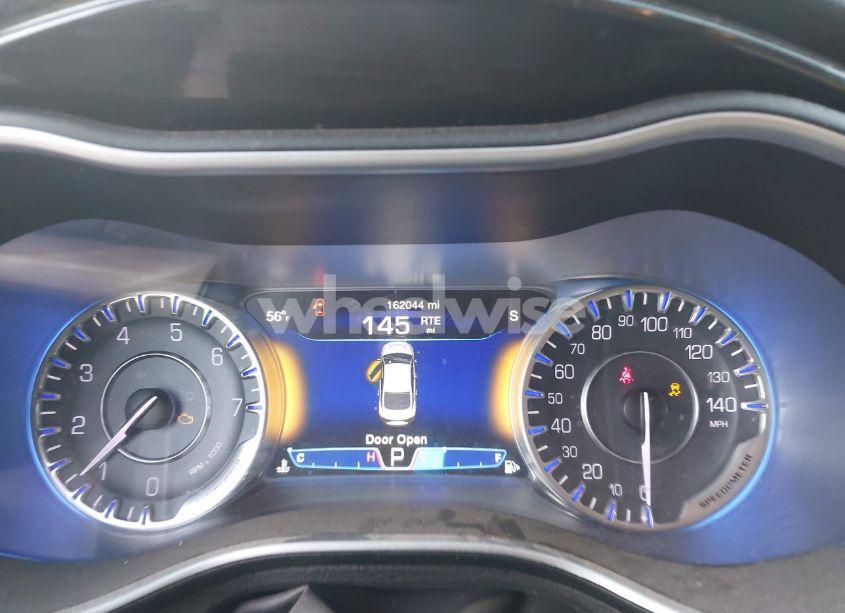 Photo 7 of 2015 Chrysler 200 C (VIN 1C3CCCCB1FN577879)