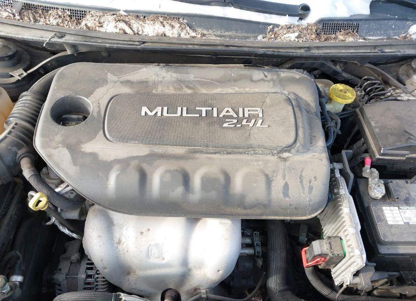 Photo 10 of 2015 Chrysler 200 C (VIN 1C3CCCCB1FN718983)