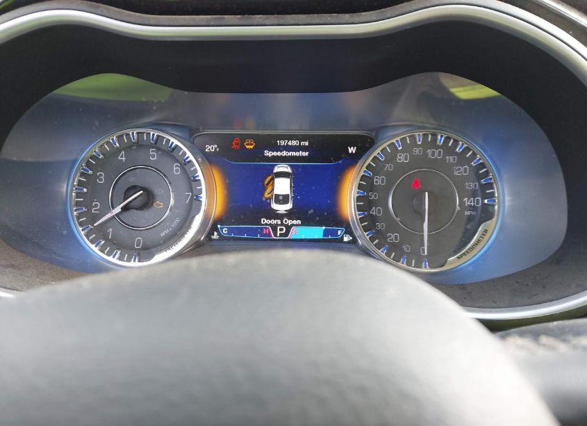 Photo 7 of 2015 Chrysler 200 C (VIN 1C3CCCCB1FN718983)