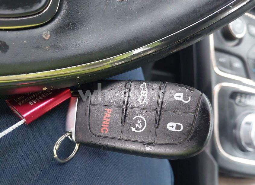 Photo 11 of 2015 Chrysler 200 C (VIN 1C3CCCCB1FN757539)