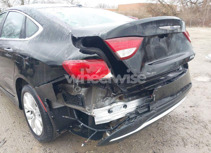 Photo 6 of 2015 Chrysler 200 C (VIN 1C3CCCCB1FN757539)