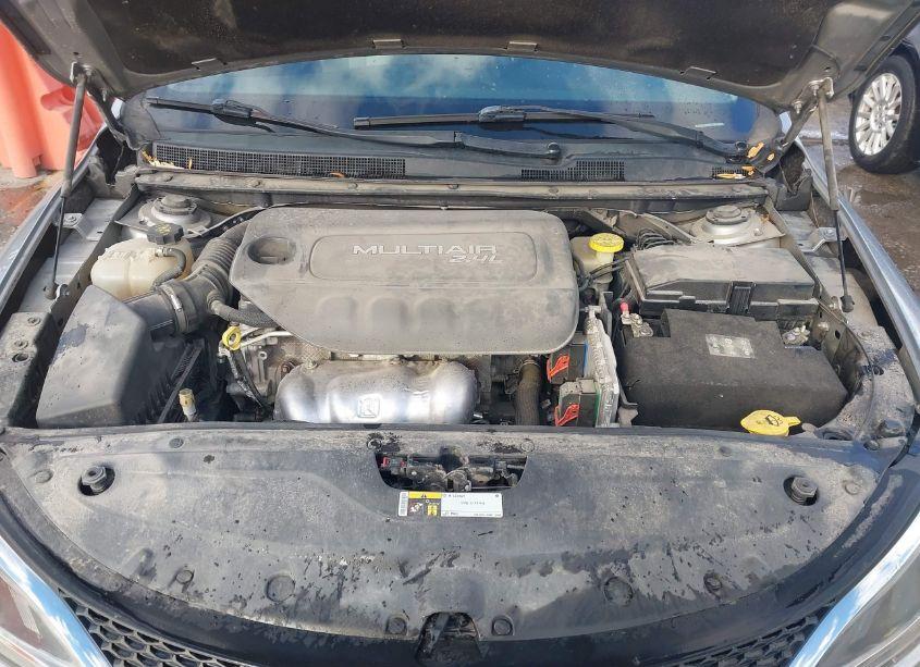 Photo 10 of 2015 Chrysler 200 C (VIN 1C3CCCCB2FN508487)