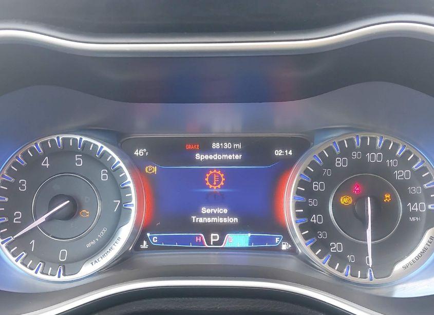 Photo 7 of 2015 Chrysler 200 C (VIN 1C3CCCCB2FN508487)