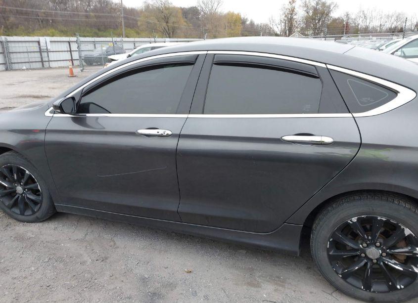 Photo 14 of 2015 Chrysler 200 C (VIN 1C3CCCCB2FN559522)