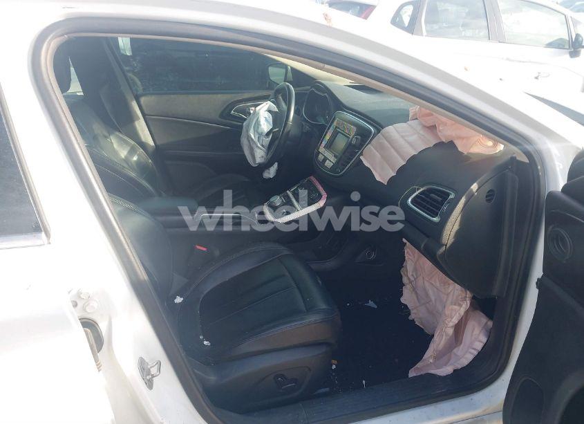 Photo 5 of 2015 Chrysler 200 C (VIN 1C3CCCCB2FN612087)