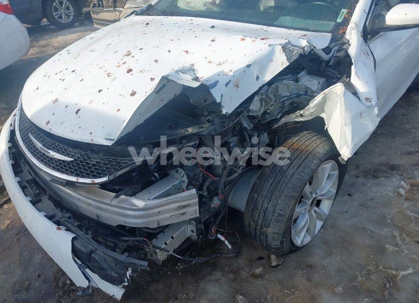 Photo 6 of 2015 Chrysler 200 C (VIN 1C3CCCCB2FN612087)