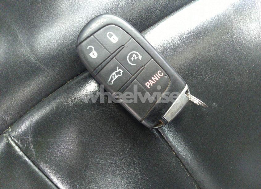 Photo 11 of 2015 Chrysler 200 C (VIN 1C3CCCCB2FN636695)