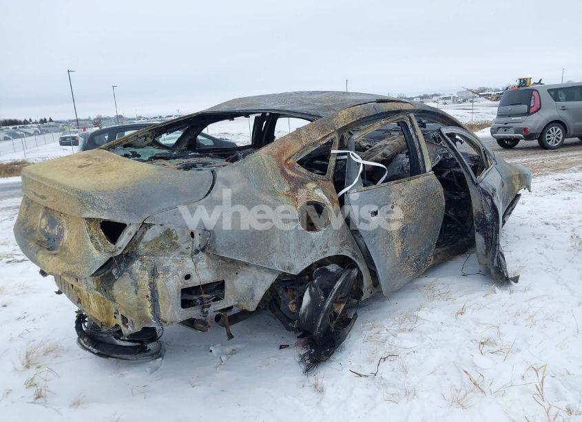 Photo 4 of 2015 Chrysler 200 C (VIN 1C3CCCCB3FN520681)